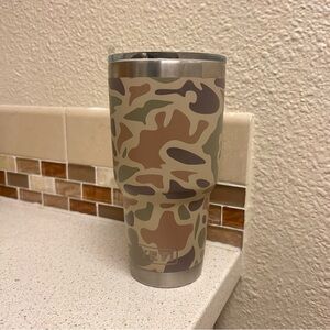 YETI Camo 30oz Tumbler